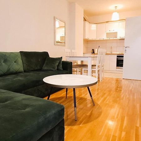 Apartment Nina Centar โมสตาร์ ภายนอก รูปภาพ