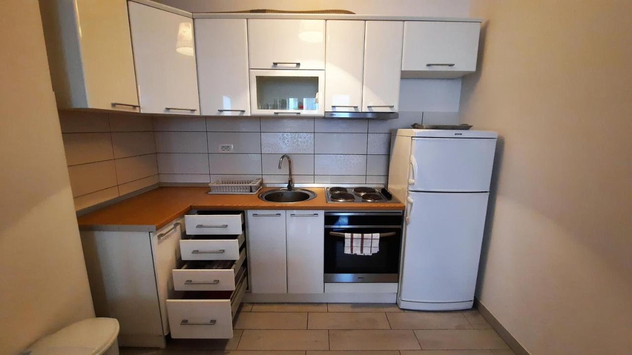 Apartment Nina Centar โมสตาร์ ภายนอก รูปภาพ
