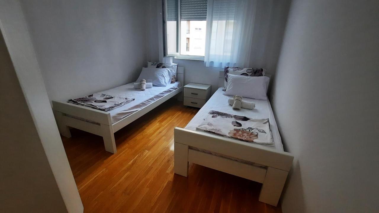 Apartment Nina Centar โมสตาร์ ภายนอก รูปภาพ