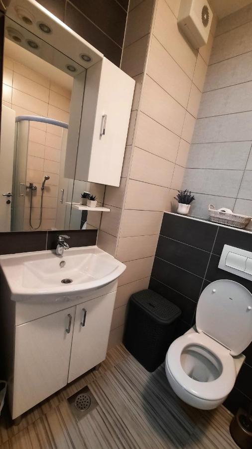 Apartment Nina Centar โมสตาร์ ภายนอก รูปภาพ